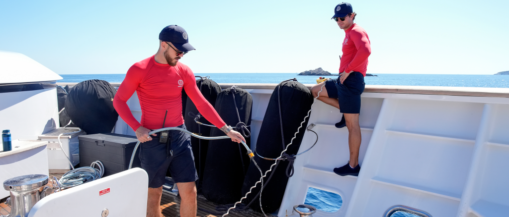 Nathan Gallagher dhe Joe Bradley në Sezonin 11 të Mesdheut Below Deck
