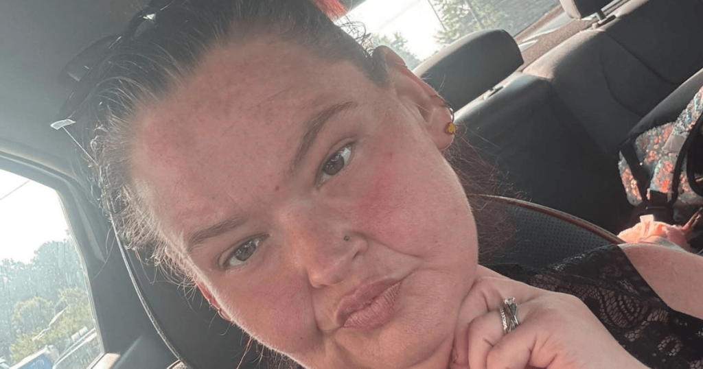 Amy Slaton publikon këngën e re Pounds Hollow