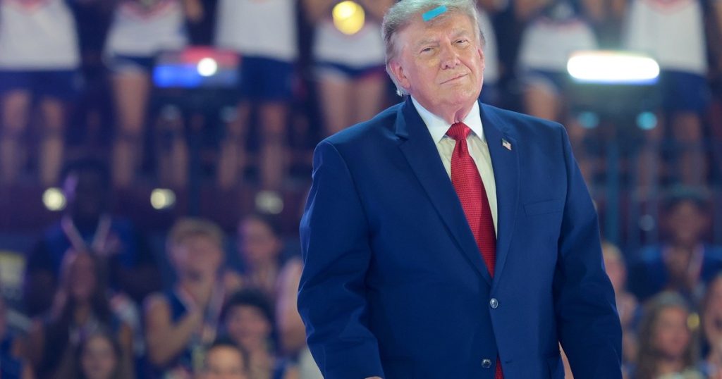 Harry Enten i CNN paralajmëron se Donald Trump po përballet me një problem serioz politik