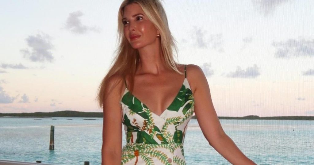 Këmisha e Ivanka Trump me nyje Andrés Otálora mezi varet