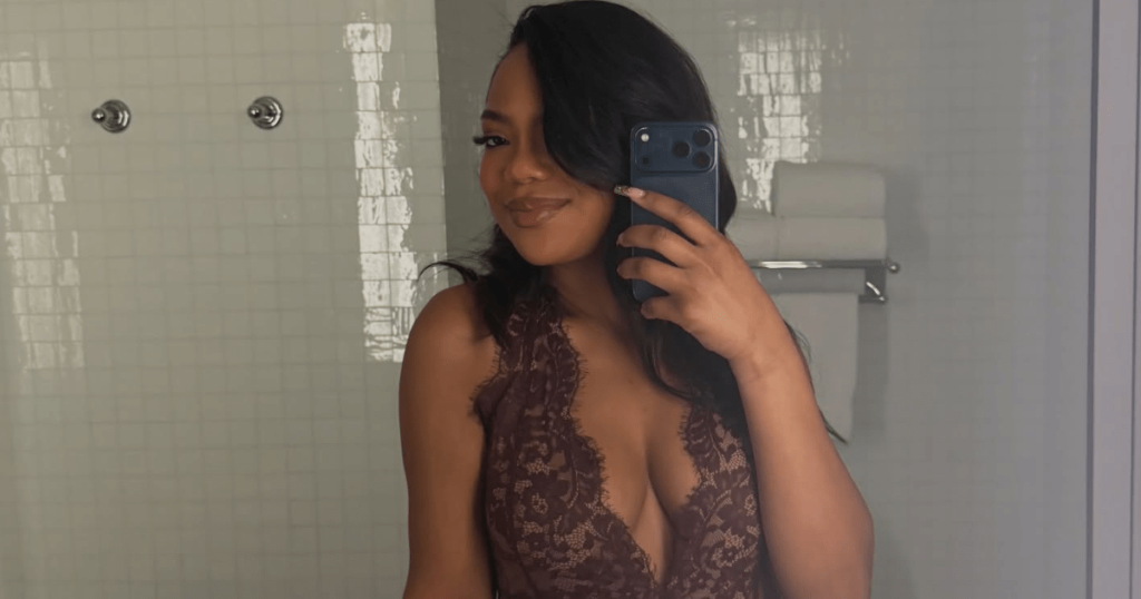 Riley Burruss hapet në Përshtatjen për të ndryshuar