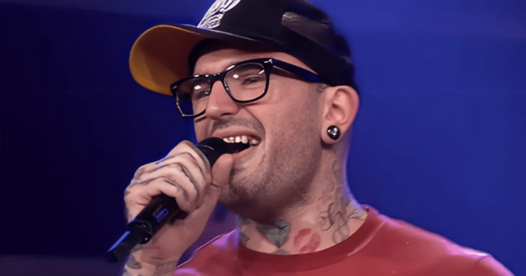 Fituesi i parë i "The Voice" vdes në moshën 43-vjeçare në "Zbulim tronditës".