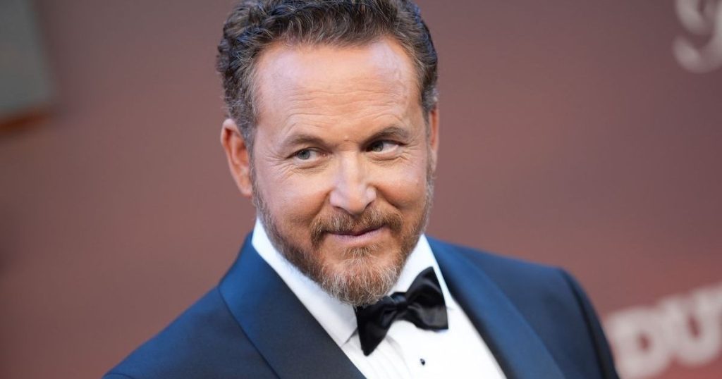 Grindja e Taylor Sheridan dhe Cole Hauser pothuajse kthehet përsëri në fizik - Burimi