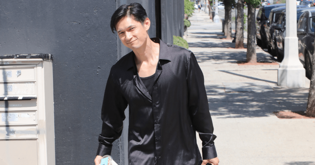 Harry Shum Jr. iu drejtohet Risque Momentit të "DWTS" Fansave