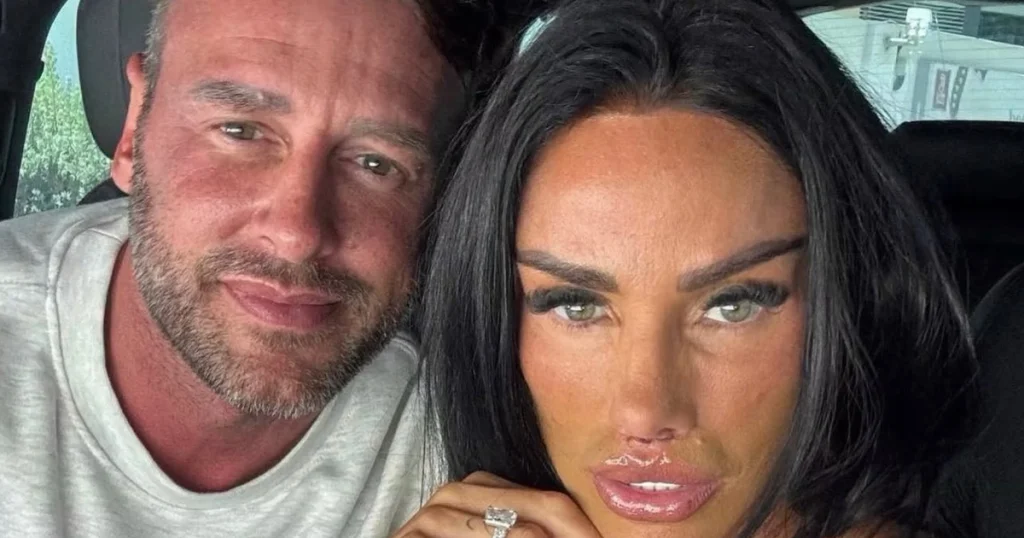 Katie Price e bëri edhe më publike ndarjen e saj nga Lee Andrews
