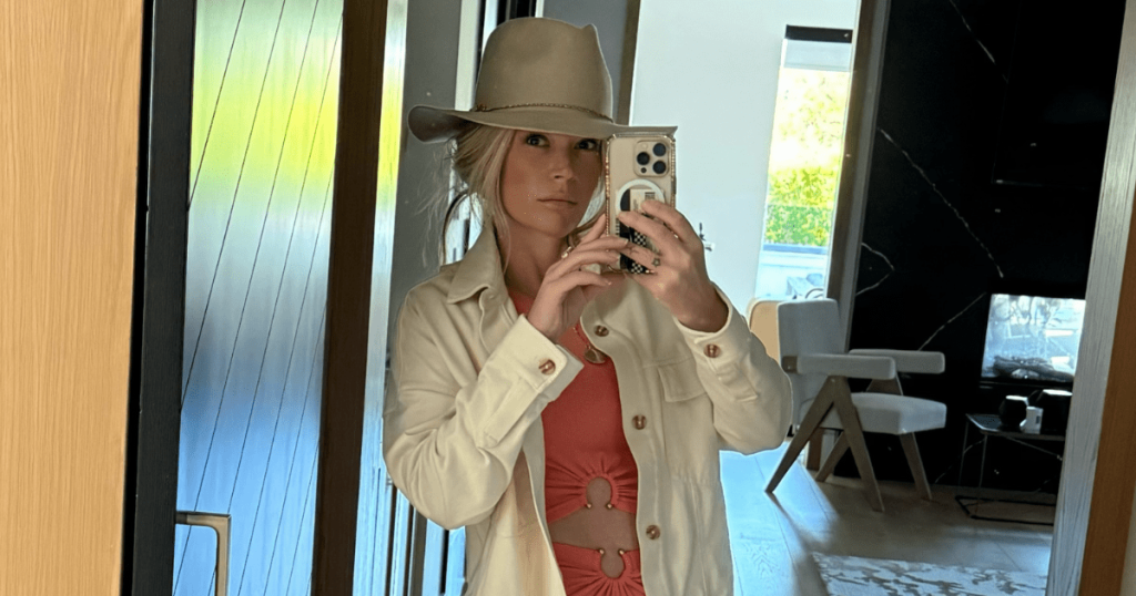 Teddi Mellencamp emëron një amvise që mban mëri 'Dy Ts'.