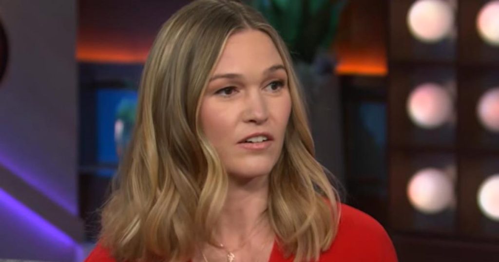 Julia Stiles thotë se nderimi 'DWTS' i Heath Ledger e goditi atë më fort se sa pritej