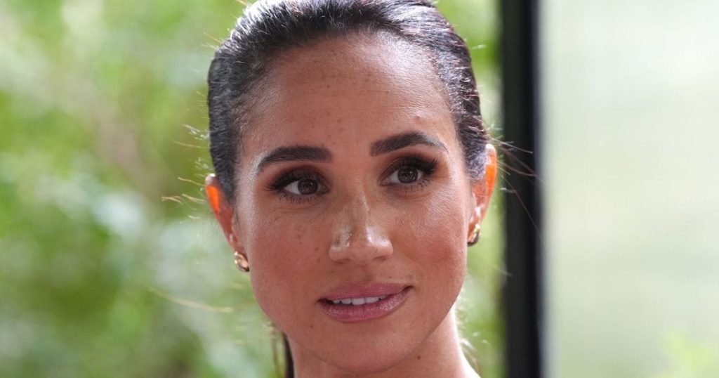 Meghan Markle mund të përgatitet të flasë përsëri - Insajder