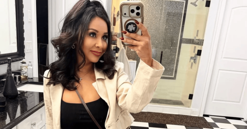 Snooki thyen heshtjen për fatin e "Jersey Shore" të Angelina Pivarnick