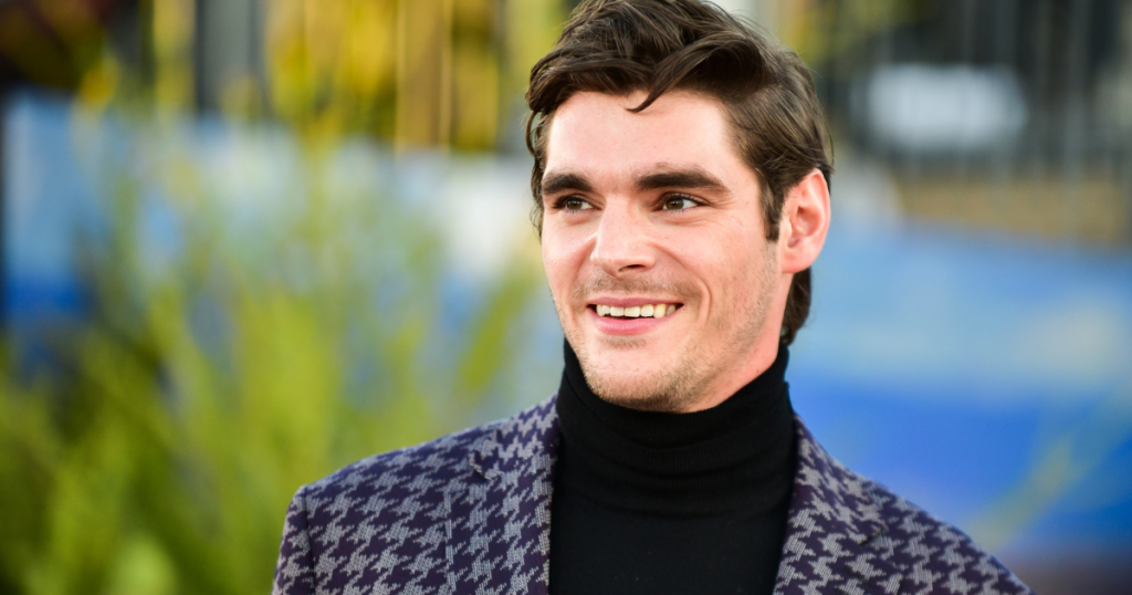 Ylli i 'Breaking Bad' RJ Mitte thuhet se u përball me ultimatum të dhimbshëm familjar - Burimi